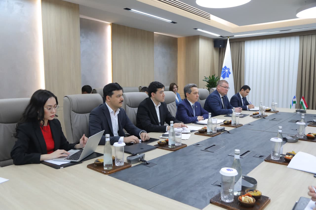 Minister of Digital Technologies Meets with 4iG Leadership: Data Centers, Telecommunications, and Outsourcing Projects Discussed