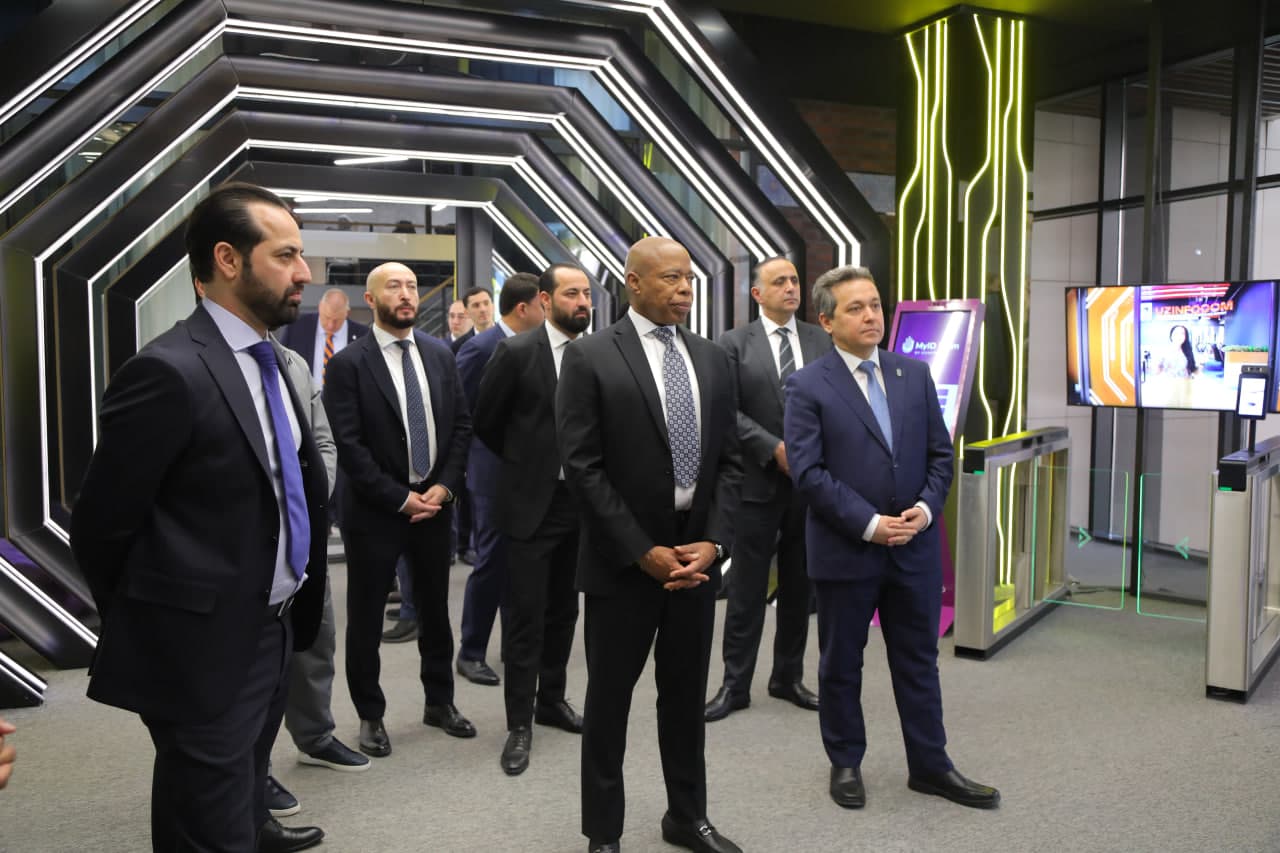 Uzbekistan Showcases Digital Potential at Meeting with New York Mayor