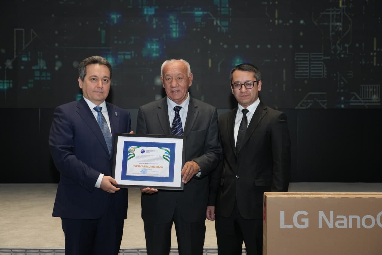 Sun’iy intellekt rivojida kibernetikaning o‘rni muhokama qilindi