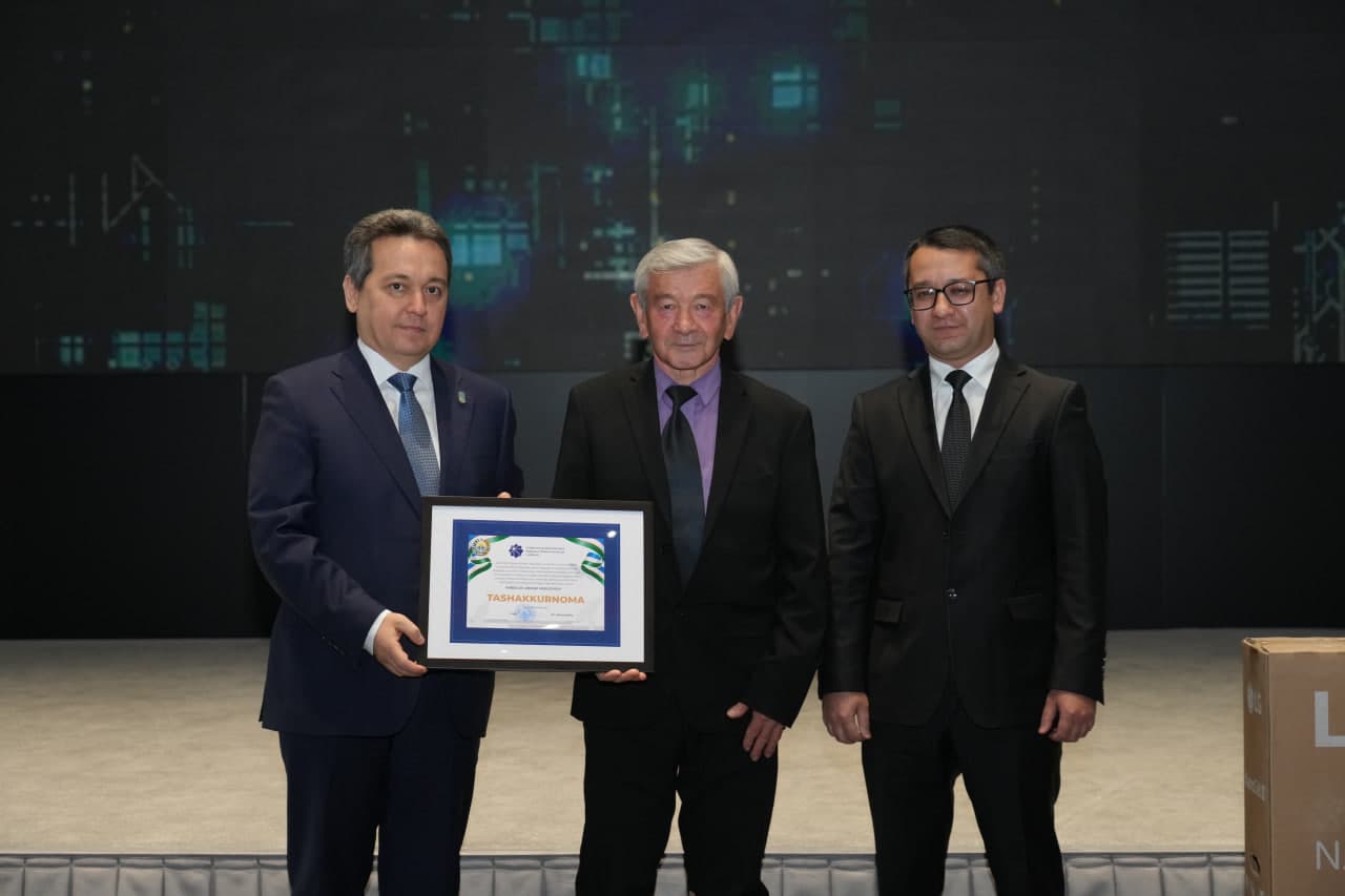 Sun’iy intellekt rivojida kibernetikaning o‘rni muhokama qilindi