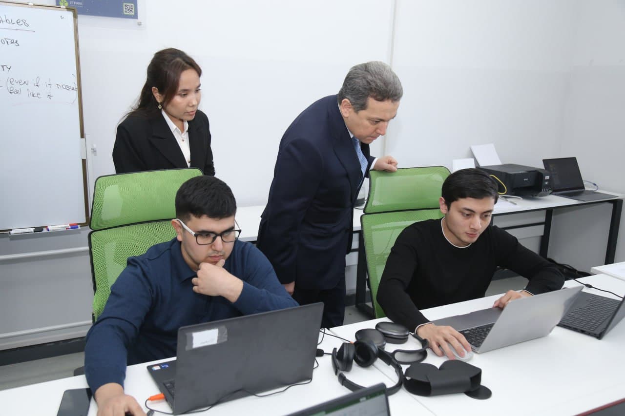 Jizzaxda e-commerce BPO markazi rivojlanmoqda