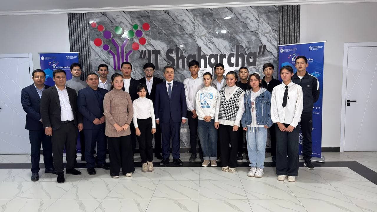 Sirdaryoda IT salohiyatini oshirishga hissa qoʻshayotgan IT shaharcha faoliyati bilan tanishildi