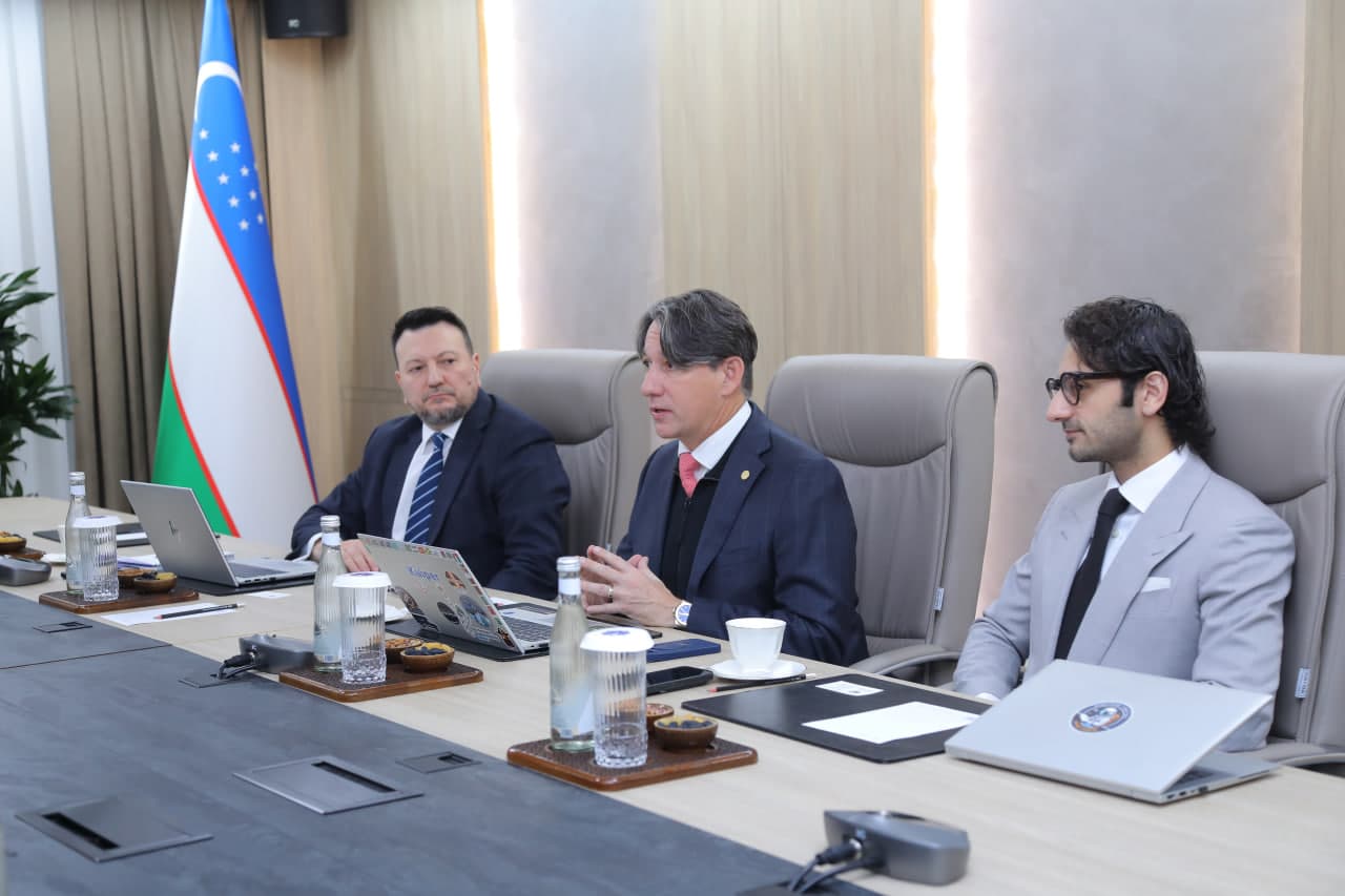 Uzbekistan and Amazon Leo Discuss Advancing Cooperation on Satellite Internet Deployment