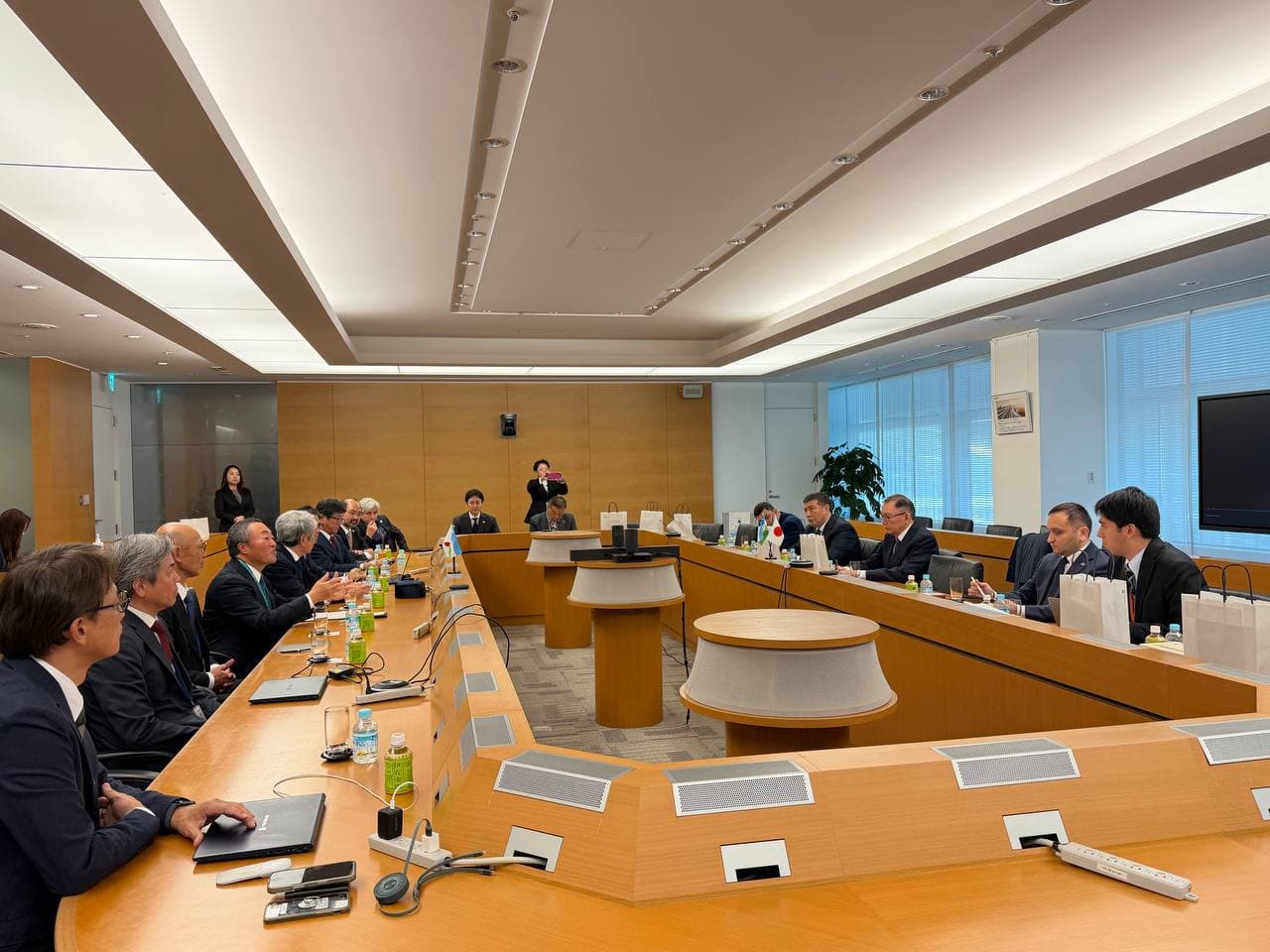 O‘zbekiston “FUJIFILM System Services” bilan AT va raqamli ta’lim sohalarida hamkorlikni kengaytiradi