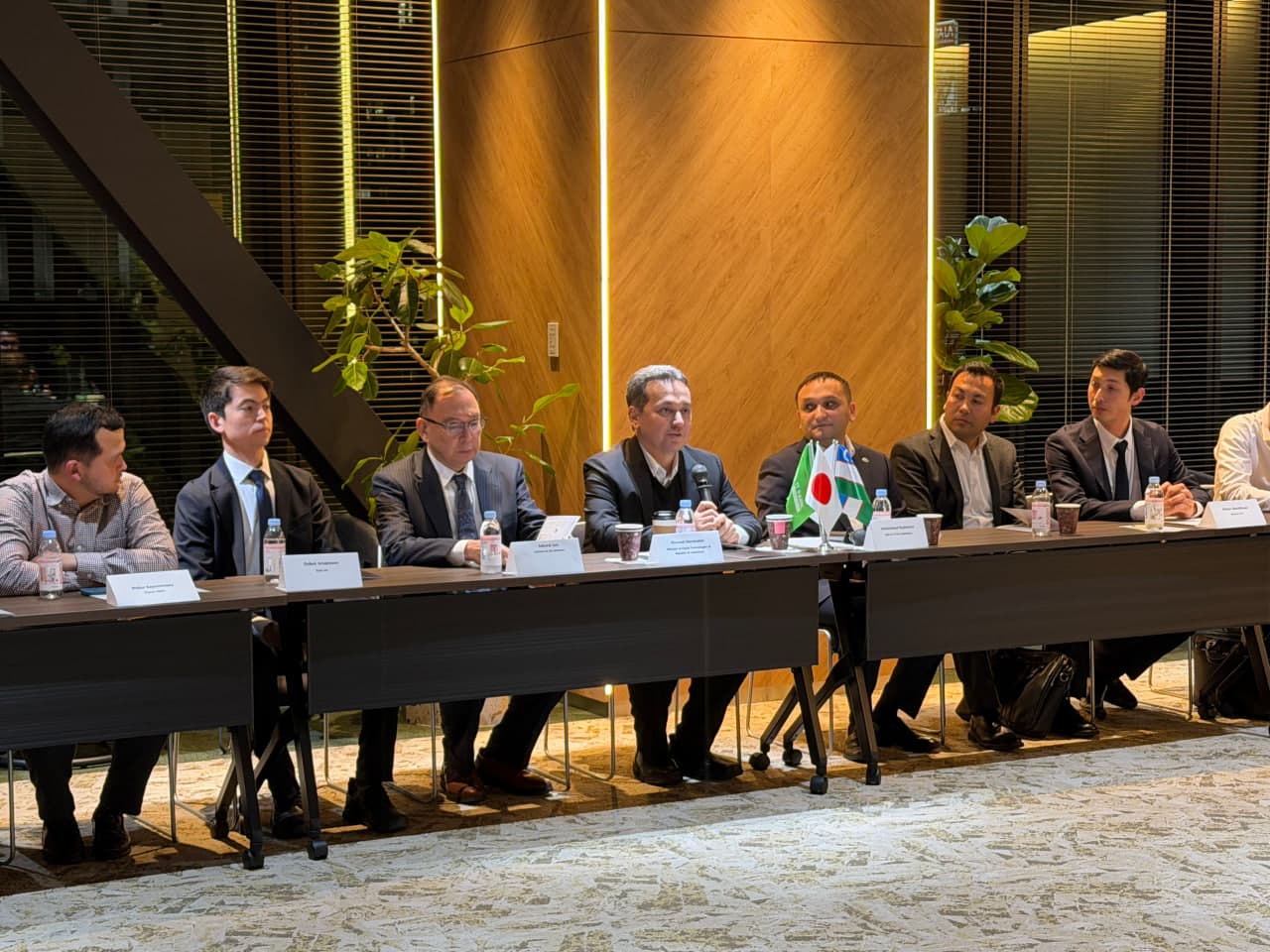 Tokioda o‘zbekistonlik vatandoshlar va startap asoschilari bilan uchrashuv o‘tkazildi