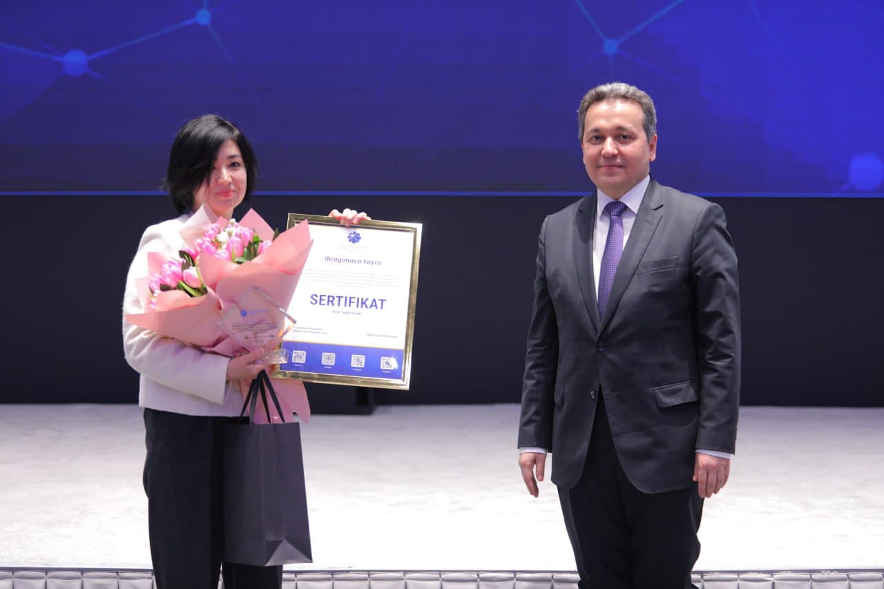 Ministry of Digital Technologies Recognizes Outstanding Employee Contributions at Year-End Review