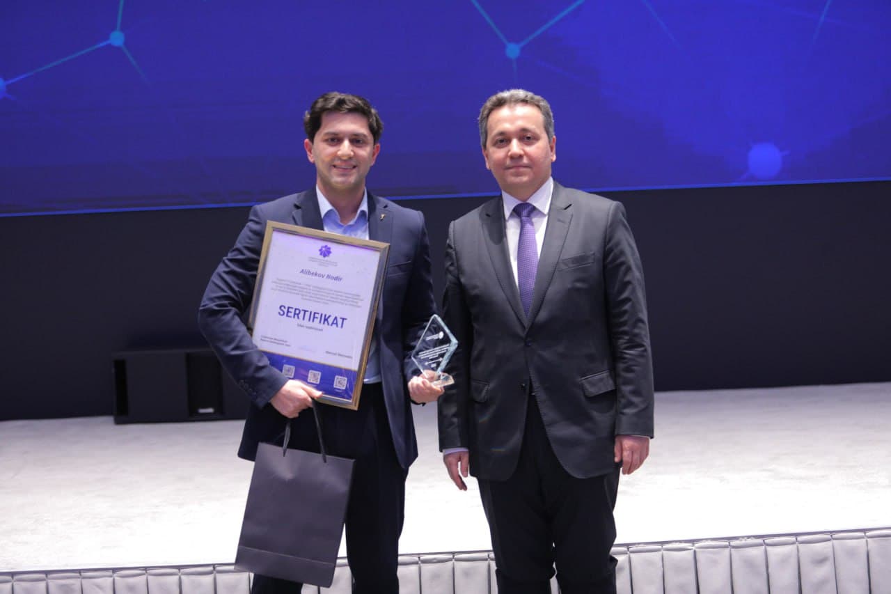 Ministry of Digital Technologies Recognizes Outstanding Employee Contributions at Year-End Review