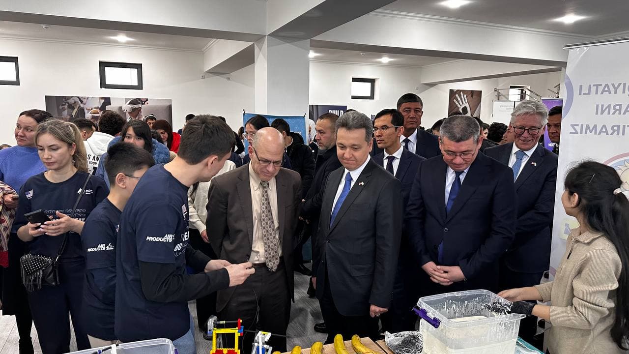 Qarshida “American Makerspace” yangi innovatsion markazi ochildi