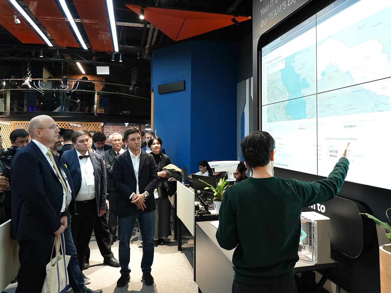 Члены оргкомитета IOI-2026 ознакомились с подготовкой в Ташкенте