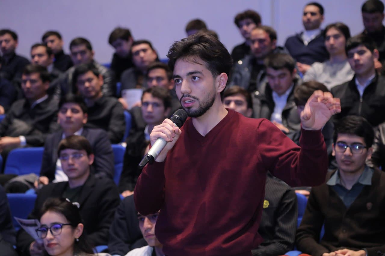 “Youth Day”: Open Dialogue with Young Professionals in the IT Sector