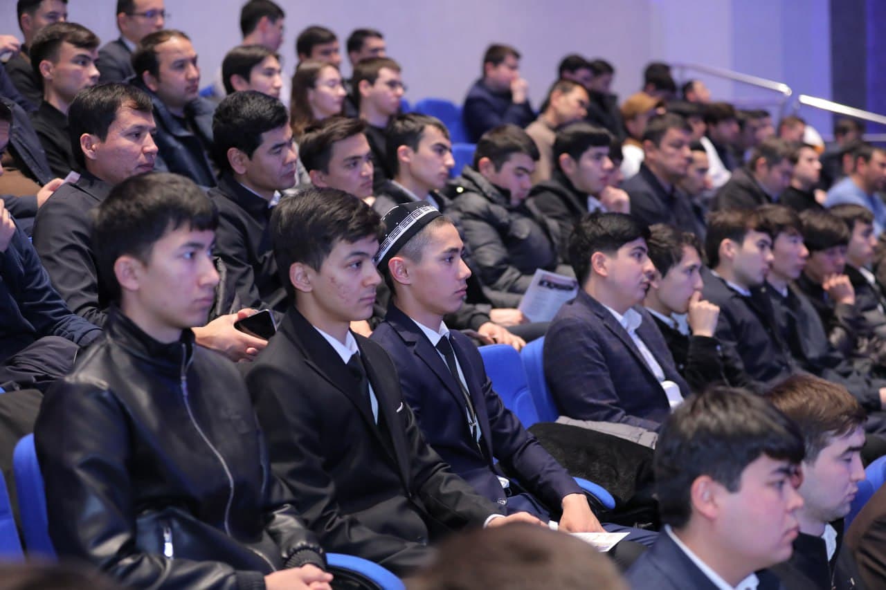 “Youth Day”: Open Dialogue with Young Professionals in the IT Sector