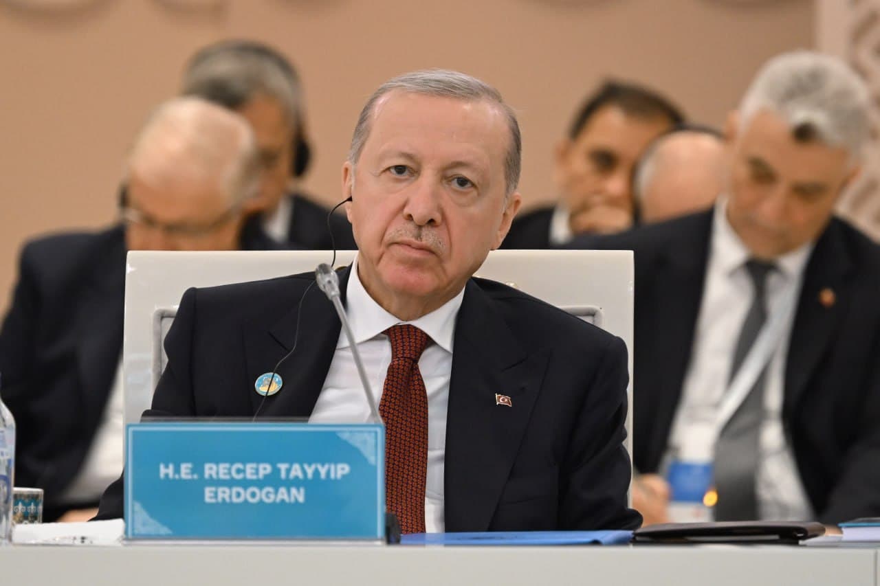 Oʻzbekiston Prezidenti Turkiy davlatlar tashkilotining norasmiy sammitida qator tashabbuslarni ilgari surdi