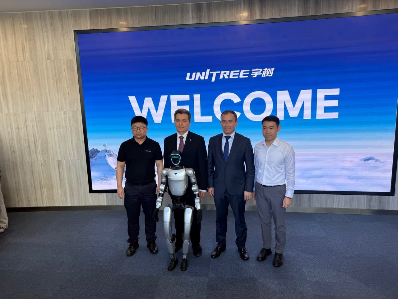 Обсуждены вопросы сотрудничества с Unitree Robotics в сфере робототехники