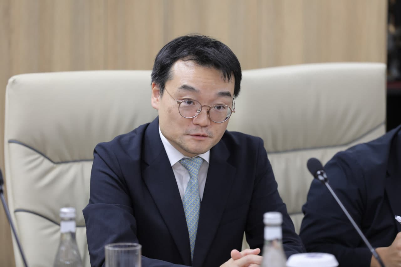 Discussions Held on Implementing an Data Center Project Between Uzbekistan and Korea