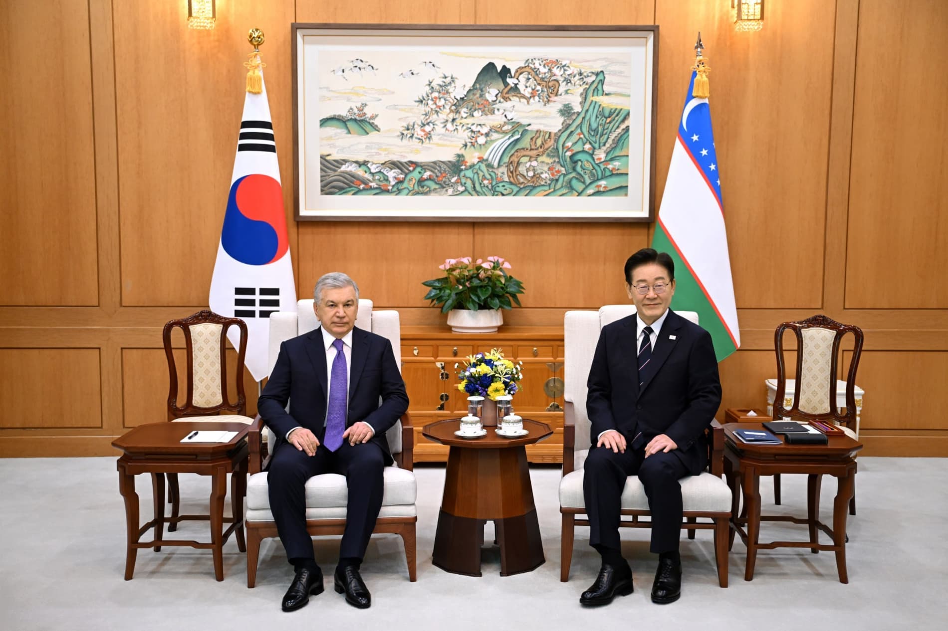 Presidents of Uzbekistan and the Republic of Korea reaffirm readiness to elevate special strategic partnership to a new level