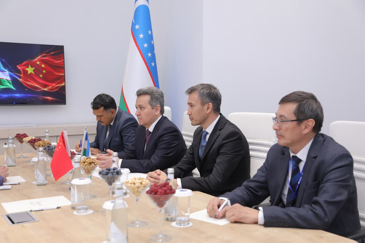 O‘zbekiston va APT Satellite sun’iy yo‘ldosh aloqasi sohasida hamkorlik to‘g‘risida kelishuv imzoladi