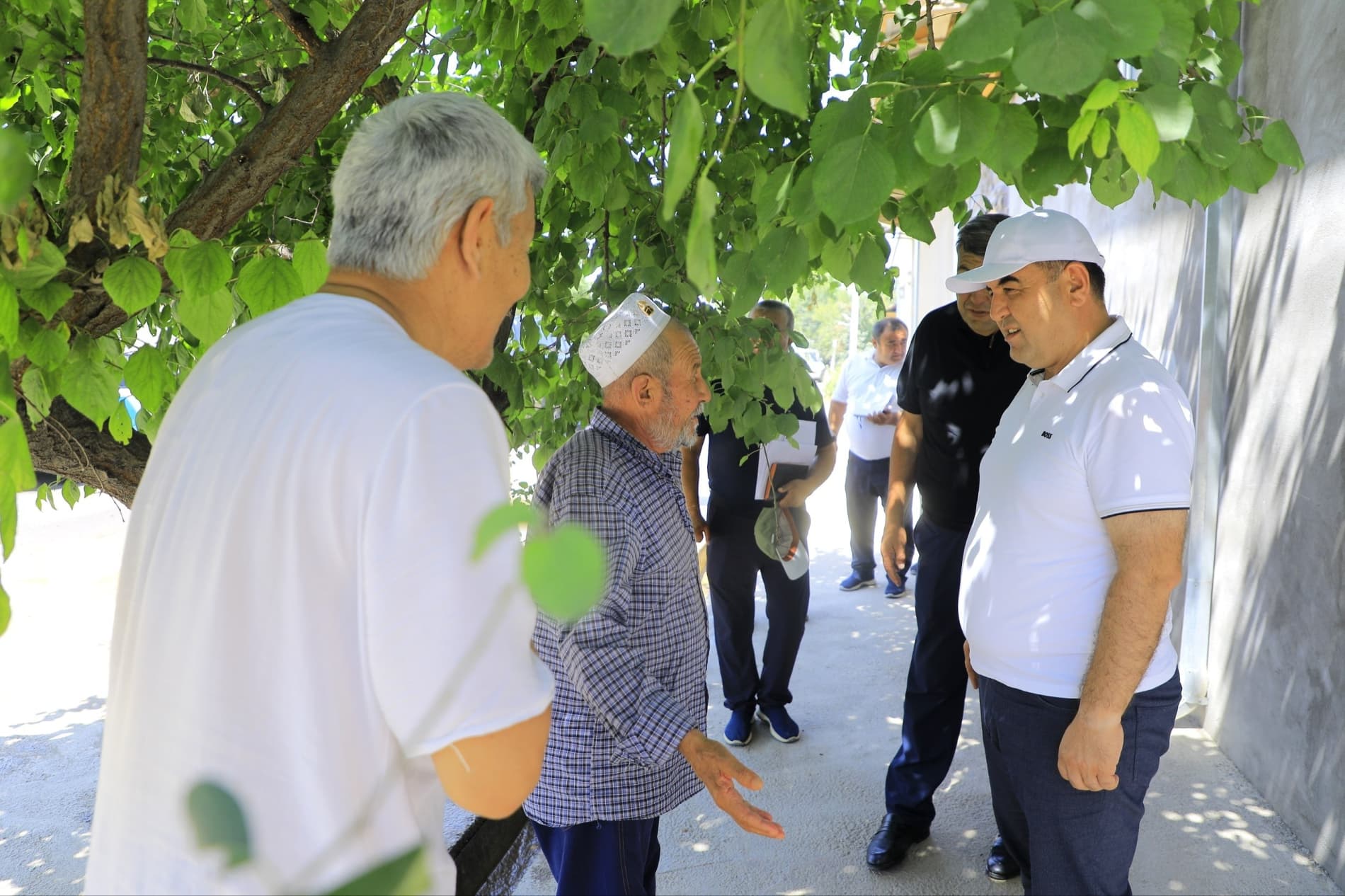 Косонсойни қўшни туманлар билан боғловчи муҳим йўлларда реконструкция ишлари давом этмоқда