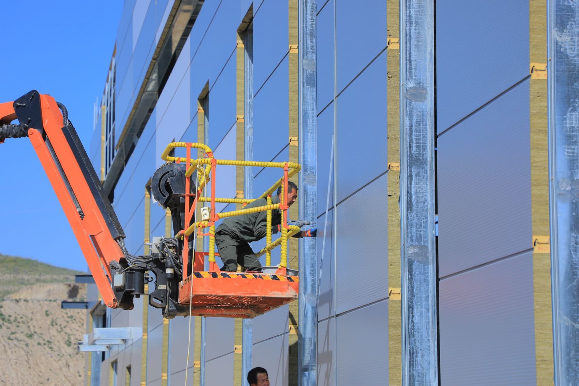 Chustda qurilish sanoati rivojlanmoqda