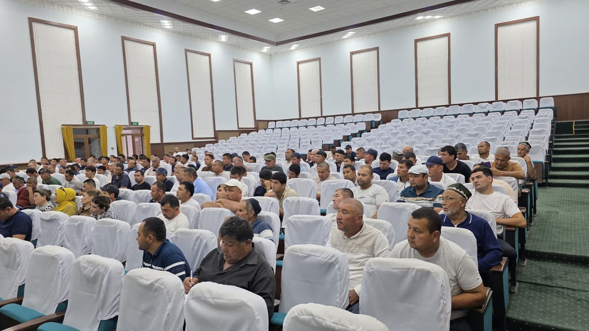 Mingbuloq tumani Madaniyat markazida O‘zbekiston Respublikasi Prezidentining 2026 yil 8 maydagi PF–82-sonli Farmoni mazmun-mohiyatini dehqon va fermer xo‘jaliklari vakillariga yetkazish maqsadida o‘quv seminar tashkil etildi.