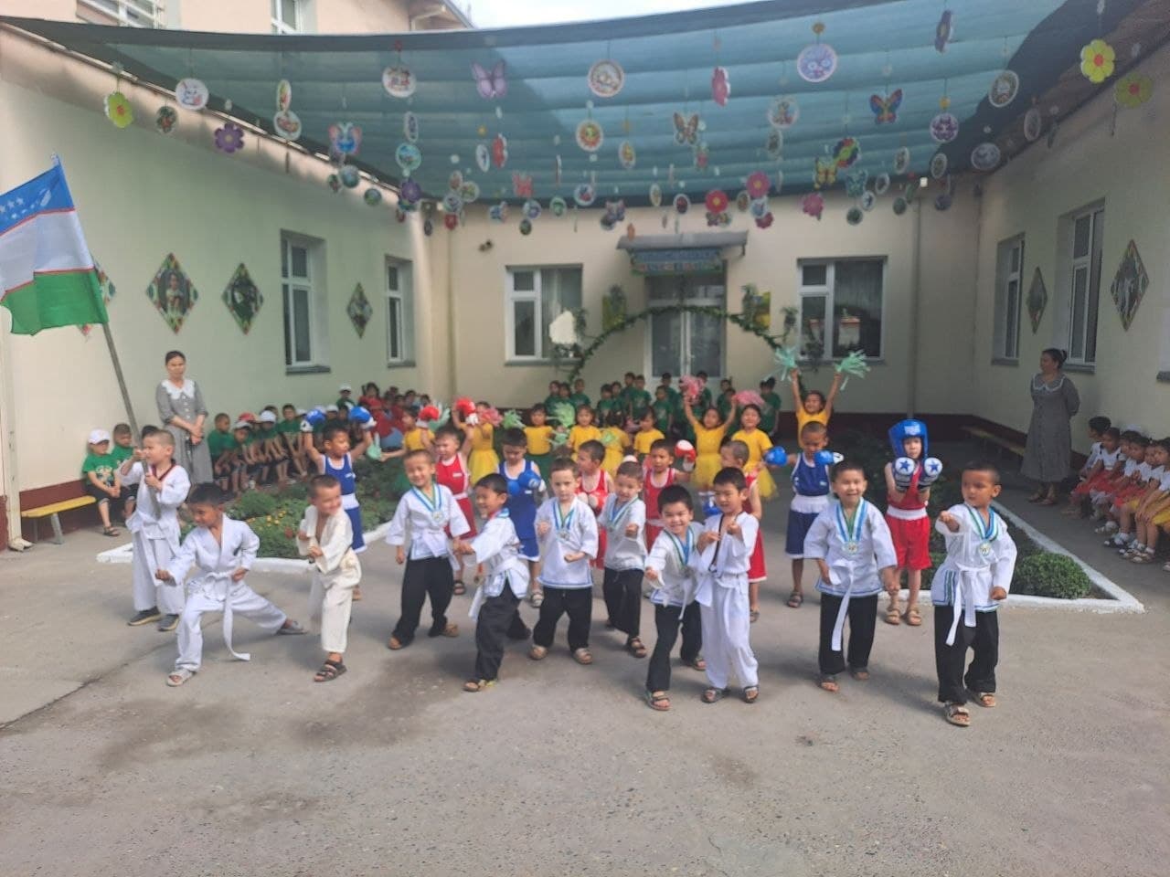 Mingbuloq tumanida Xalqaro bolalarni himoya qilish kuni keng nishonlanmoqda