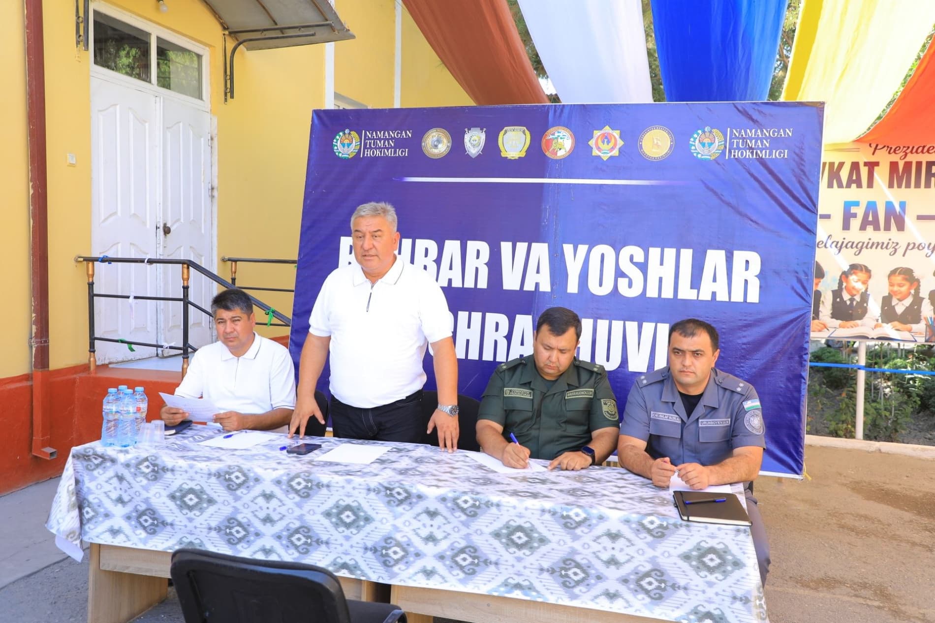 Yoshlar masalasi — doimiy e’tiborda: ochiq muloqotda muhim takliflar bildirildi