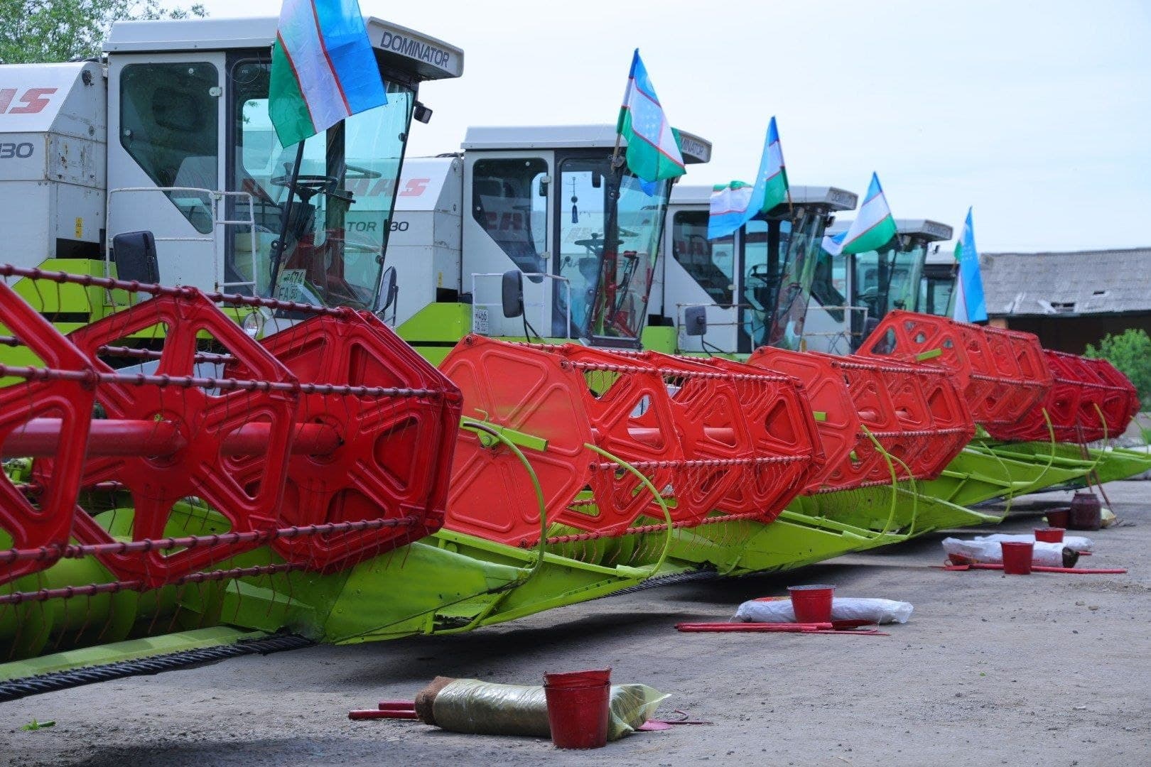 Чортоқ туманида ғалла ўрим комбайнлари мавсумга шай ҳолатга келтирилди