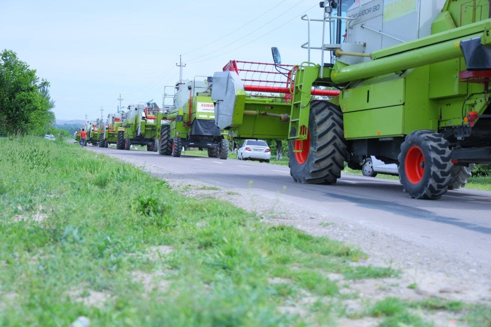 Чортоқ туманида ғалла ўрим комбайнлари мавсумга шай ҳолатга келтирилди