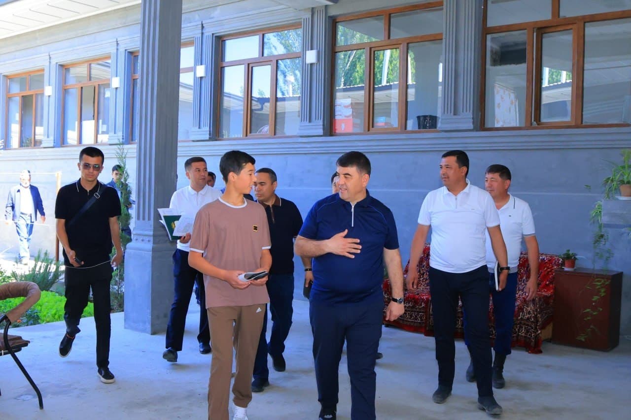 Chortoqlik yosh tadbirkorlar qo‘ychilik sohasida erishayotgan yutuqlar o‘rganildi.