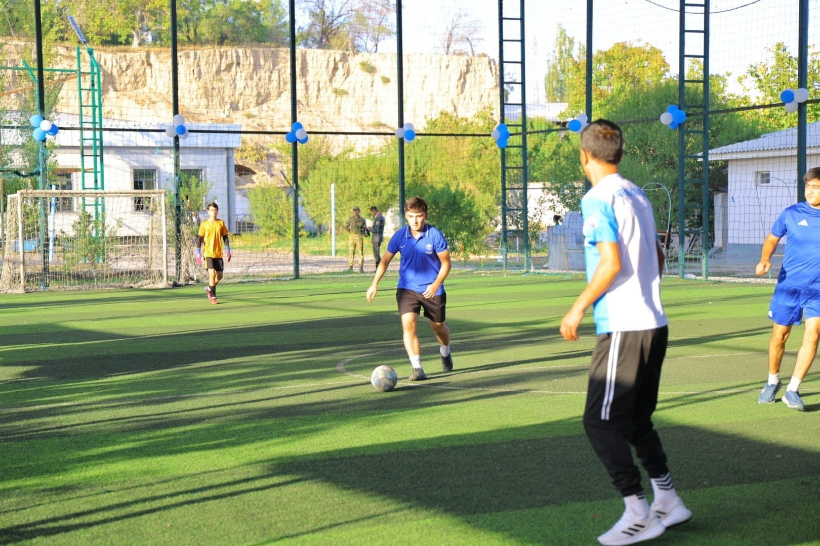 «Biz giyohvandlikka qarshimiz!» — yoshlar ishtirokida bayram tadbiri