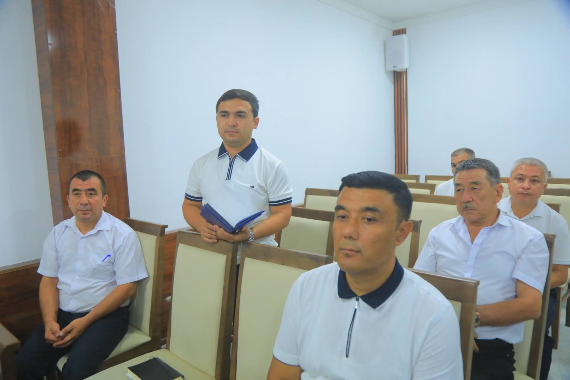 ТУМАН КЕНГАШИНИНГ СЕССИЯСИ