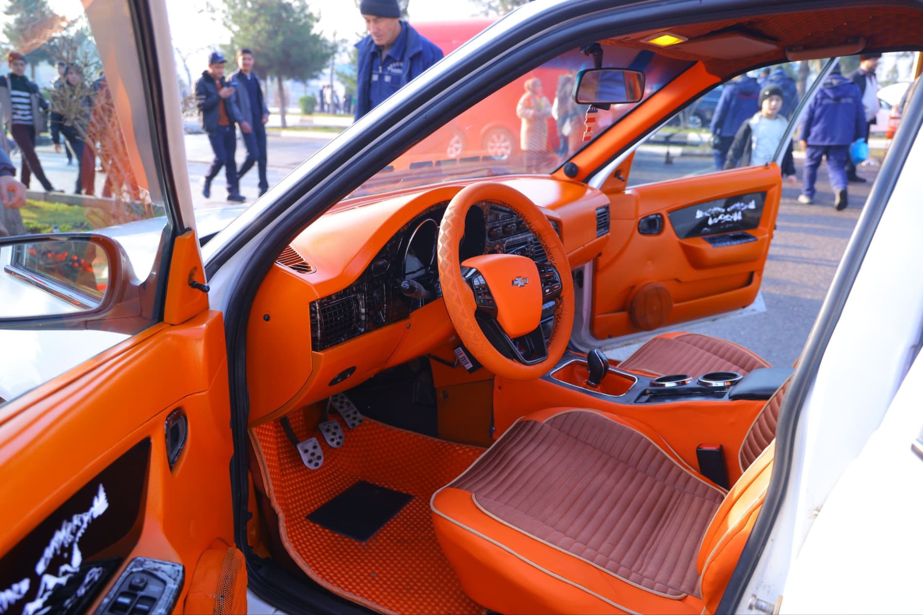 Namanganda katta bayram: 2-xalqaro “Namangan avto festivali” ko‘tarinki kayfiyatda o‘tmoqda.