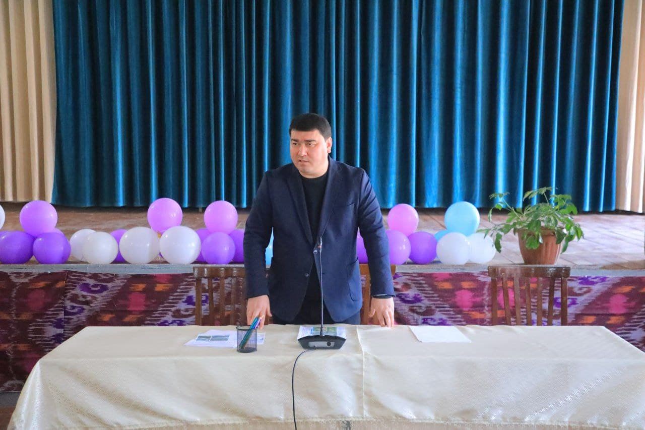 Turaqorgon District Hokim Sherali Qosimov Held a Meeting with Residents of Uzumzor and Qodirobod Mahallas, Classified This Year as “Difficult”