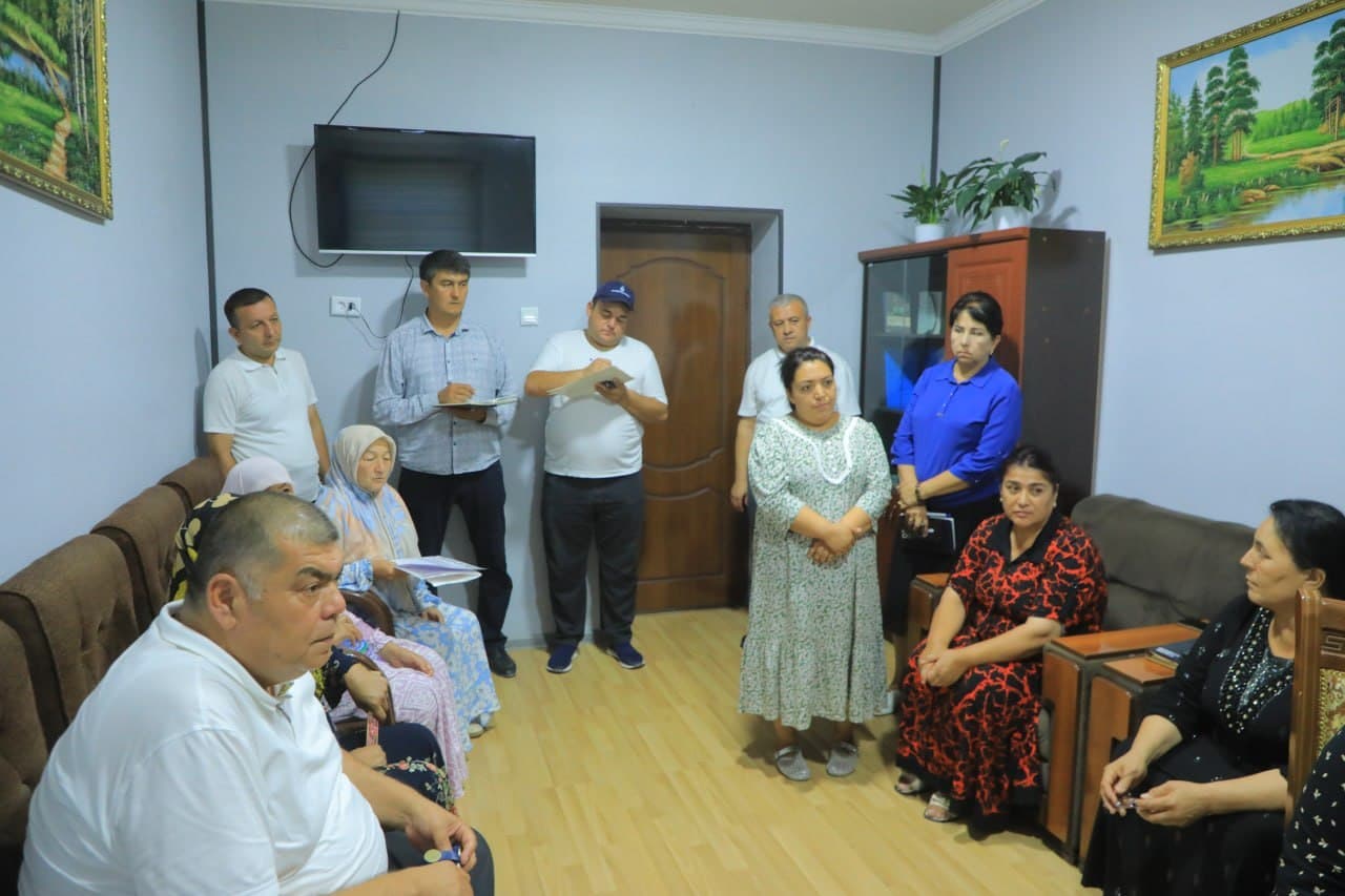 “Xalq qabulxonasi”da tuman rahbarlarining qabuli bo‘lib o‘tdi
