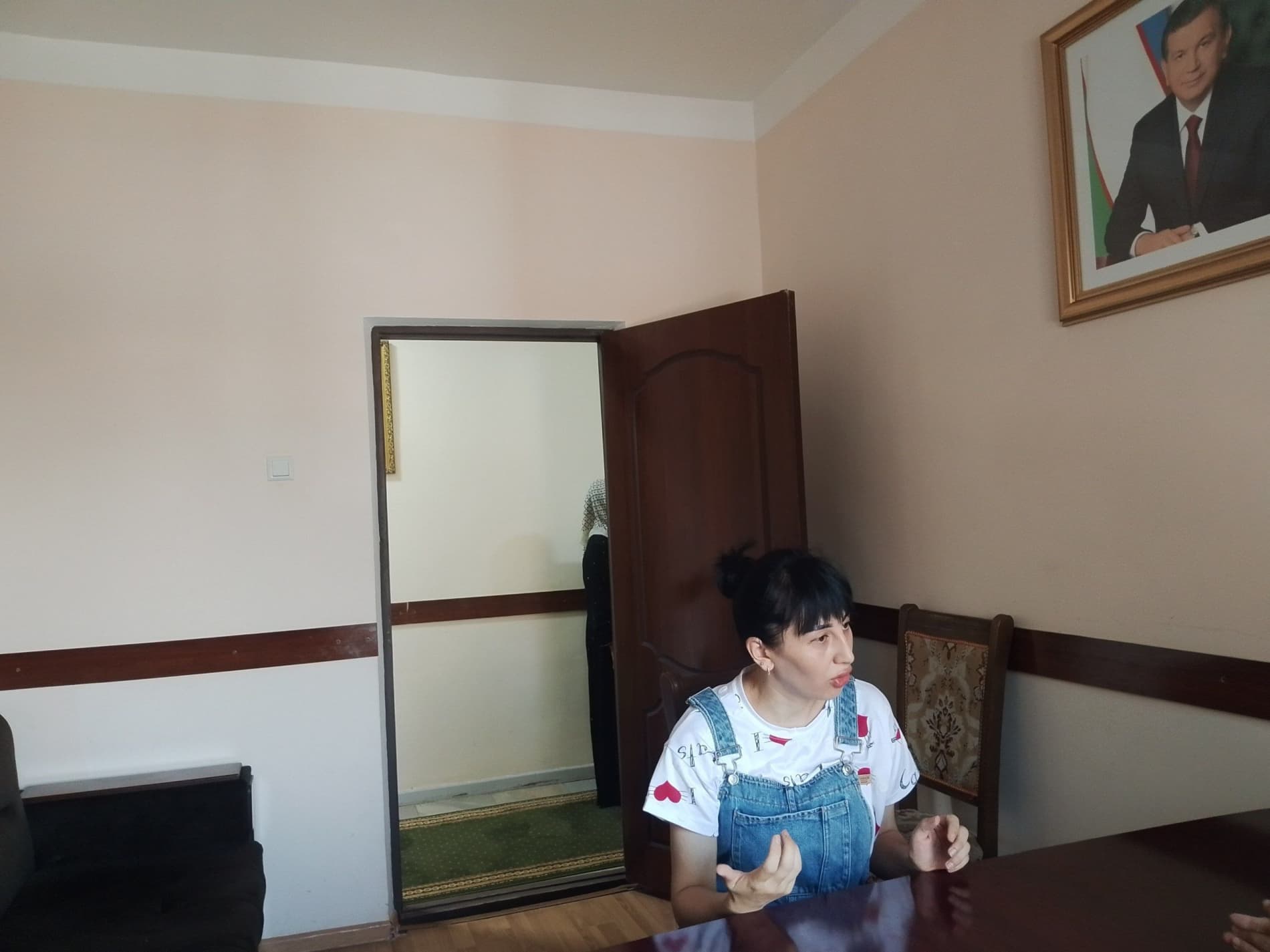 Bugun Xalq qabulxonasida oila va xotin-qizlar bo‘limi mas’ullari tomonidan fuqarolar uchun shaxsiy qabul o‘tkazildi.