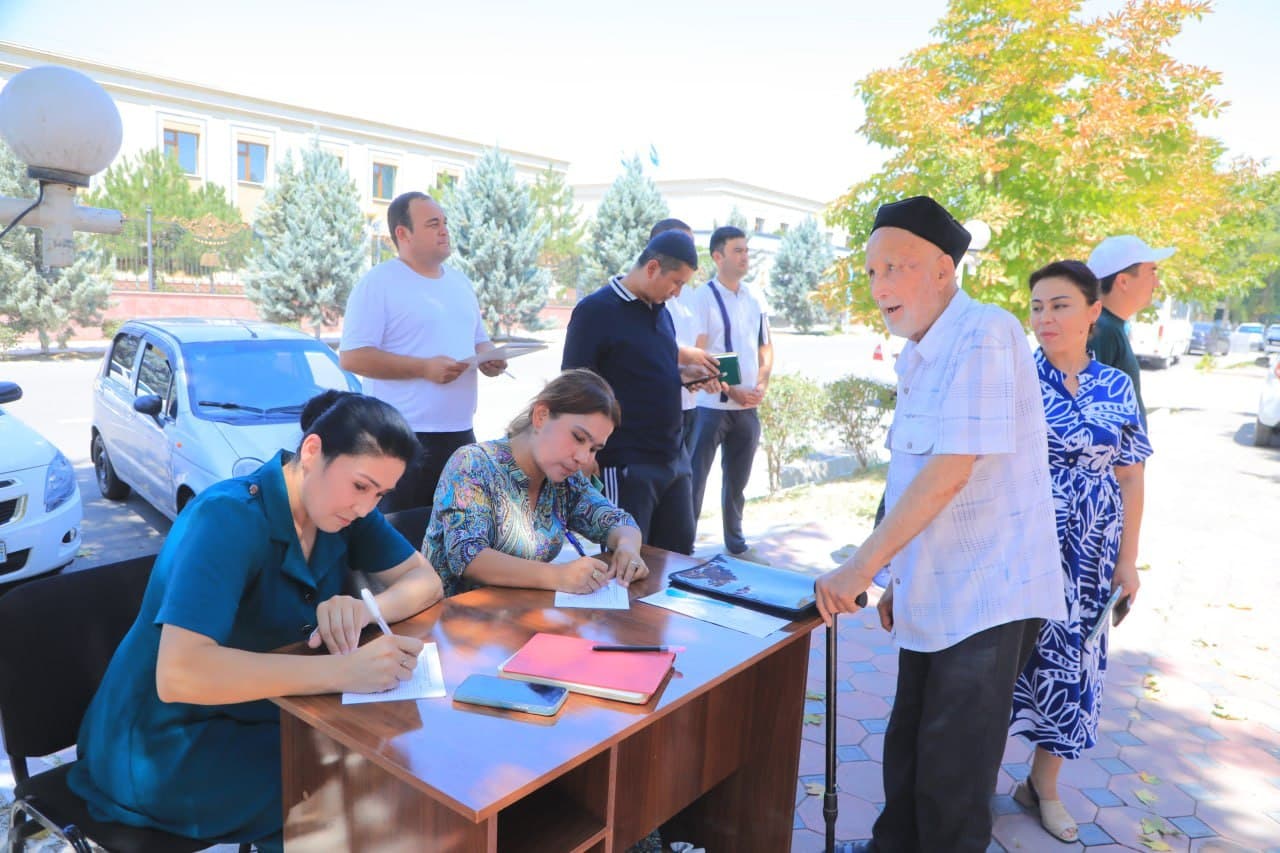 “Xalq qabulxonasi”da tuman rahbarlarining qabuli bo‘lib o‘tdi