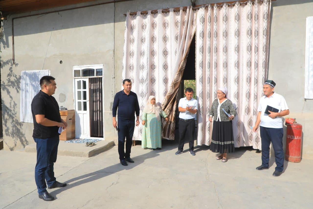 Камбағалликни қисқартиришда масъулиятли ёндошув: оилалар яна бир бор хатлов қилинмоқда