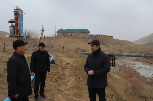 Dehqonobod tumani hokimi sugʻorish tarmoqlari qurilishi bilan tanishdi