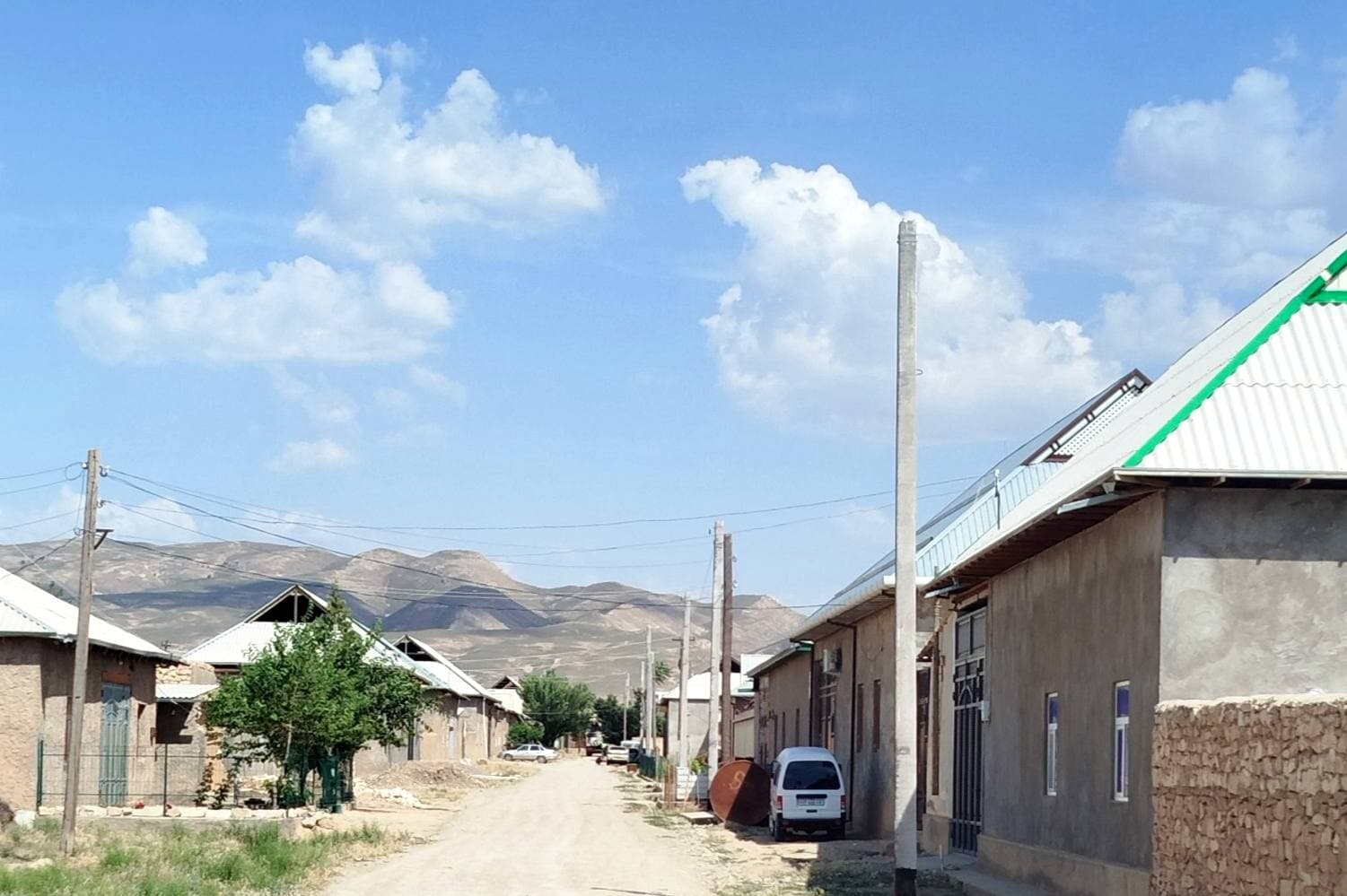 ⚡️ Bo‘ston mahallasida elektr ta’minotini yaxshilash ishlari davom etmoqda