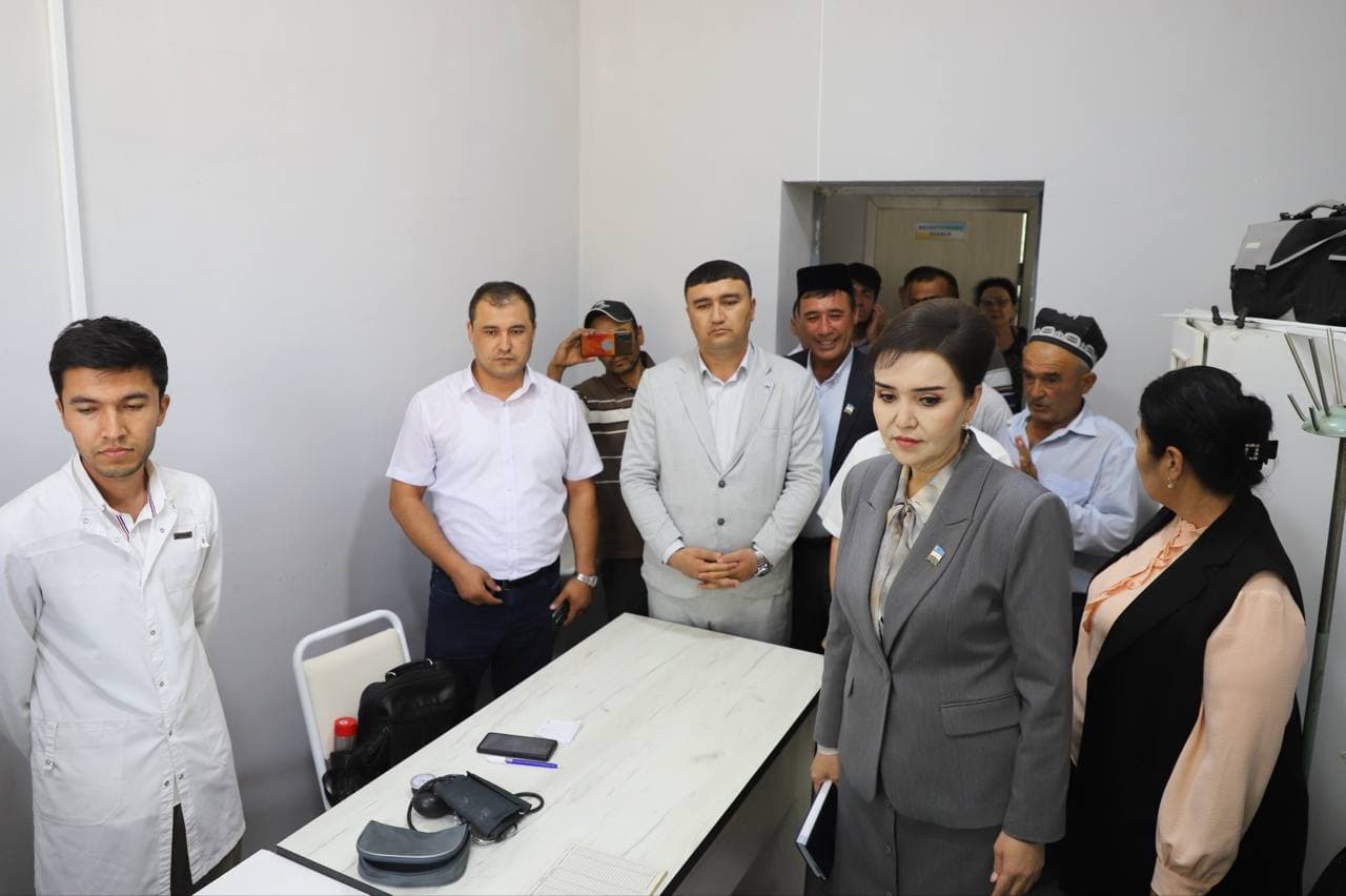 Foto: Olis hudud aholisi murojaatlari va salomatligi joyida o‘rganildi