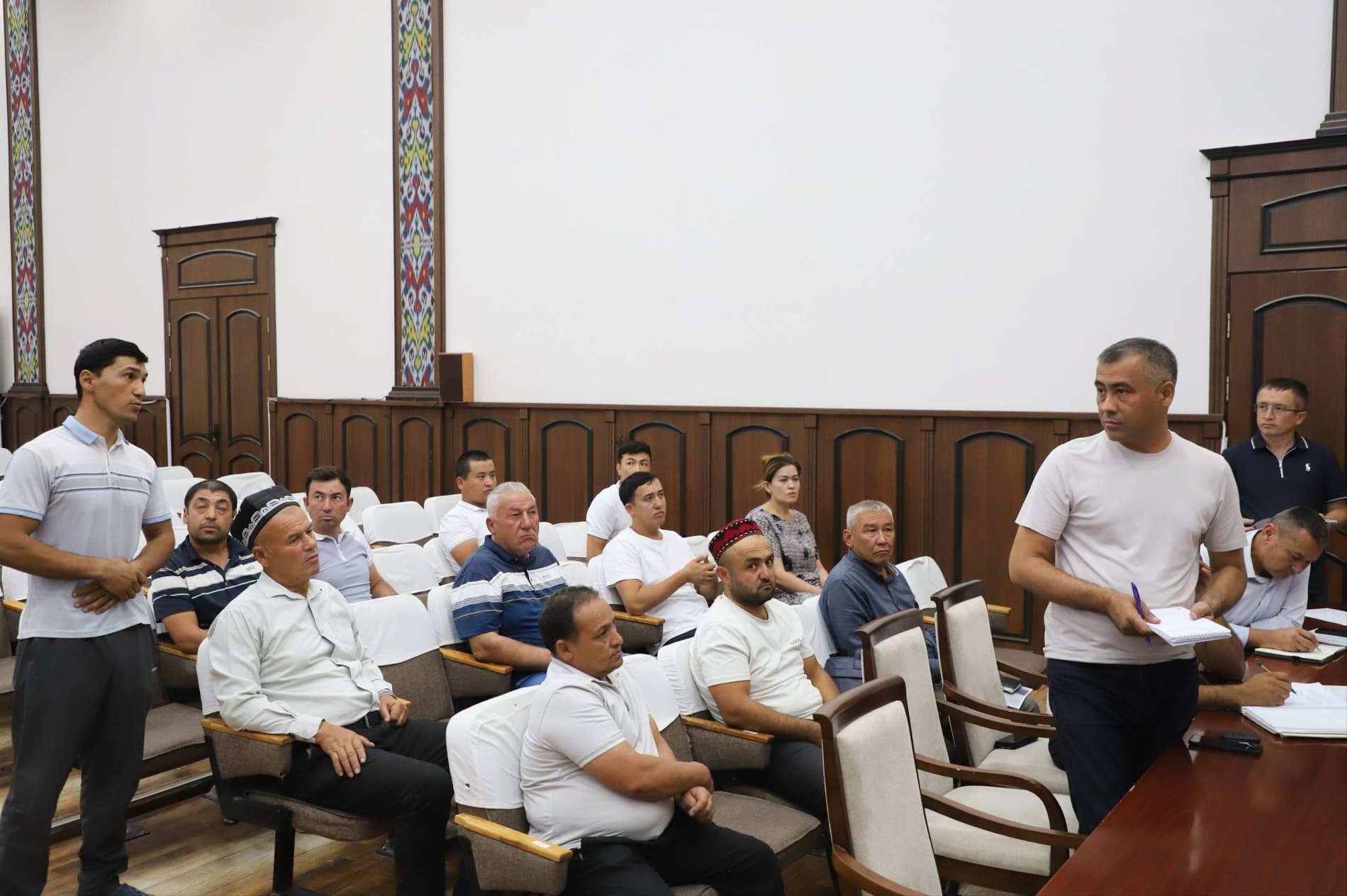 📊 Dehqonobodda tadbirkorlar bilan navbatdagi uchrashuv o‘tkazildi
