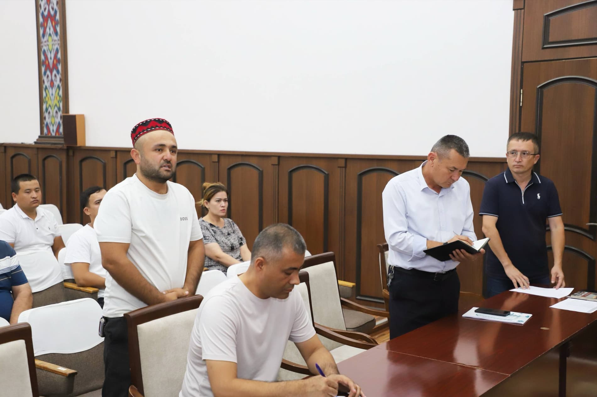 📊 Dehqonobodda tadbirkorlar bilan navbatdagi uchrashuv o‘tkazildi