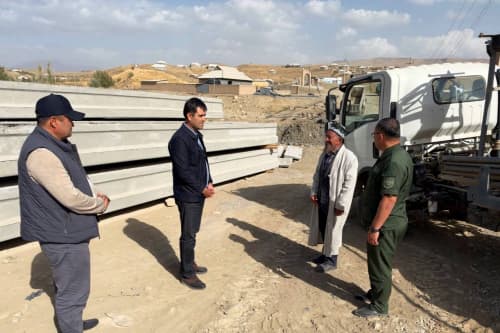 🏗️ Dehqonobod tumani hokimi va prokurori olis mahallalarda olib borilayotgan bunyodkorlik ishlarini ko‘zdan kechirdi