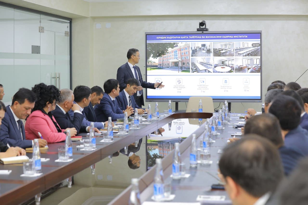 Minister of Justice Akbar Tashkulov familiarized himself with the new building and activities of the Institute for Retraining and Advanced Training of Legal Personnel