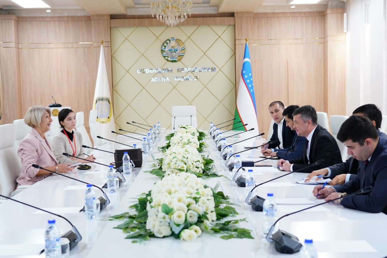 Adliya vazirligi vakillari hamda Xalqaro korrupsiyaga qarshi kurashish akademiyasi rektori S.Taseva bilan uchrashuv o‘tkazildi