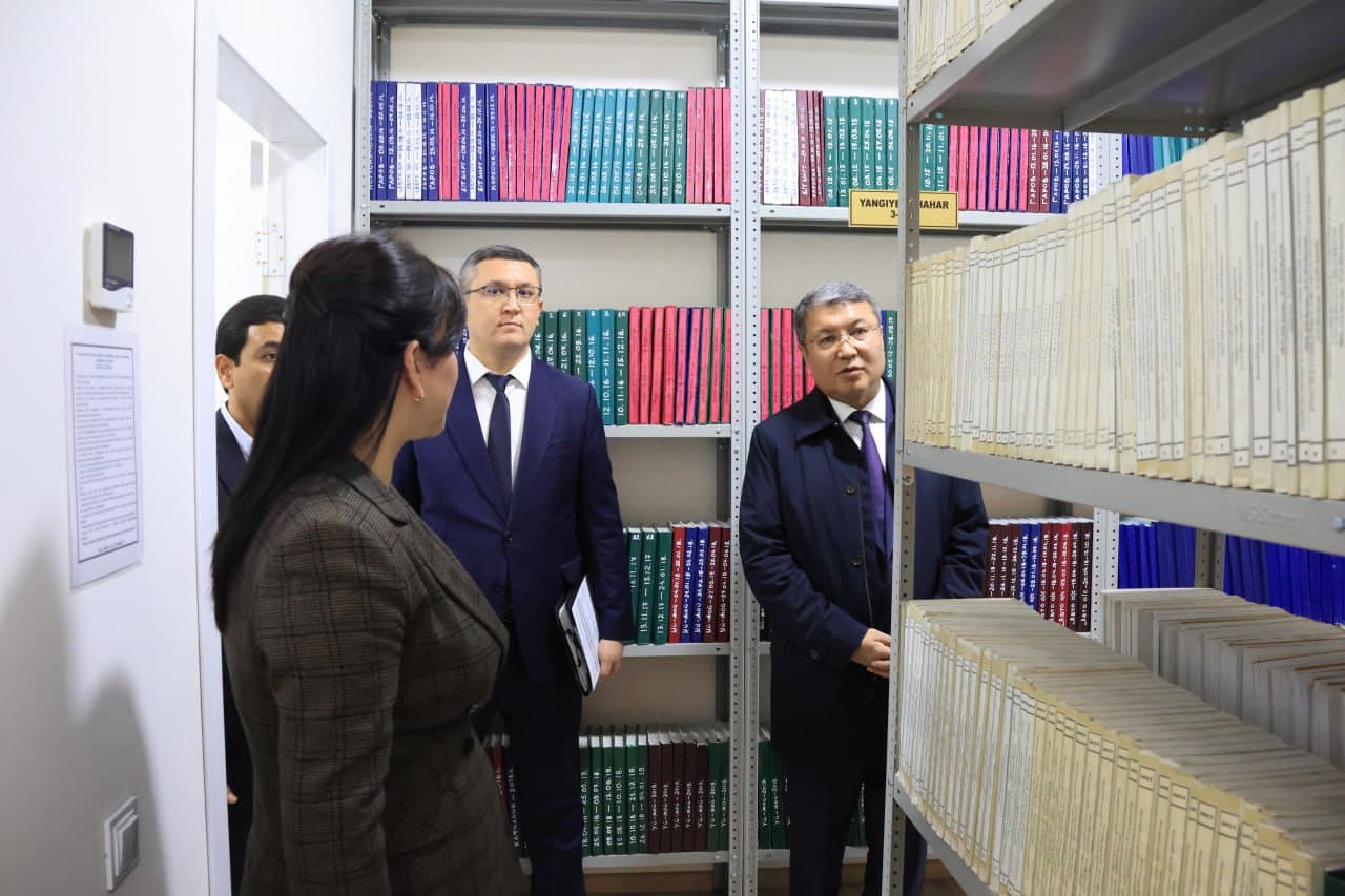 Министр юстиции Акбар Ташкулов совершил очередную рабочую поездку в Сырдарьинскую область.