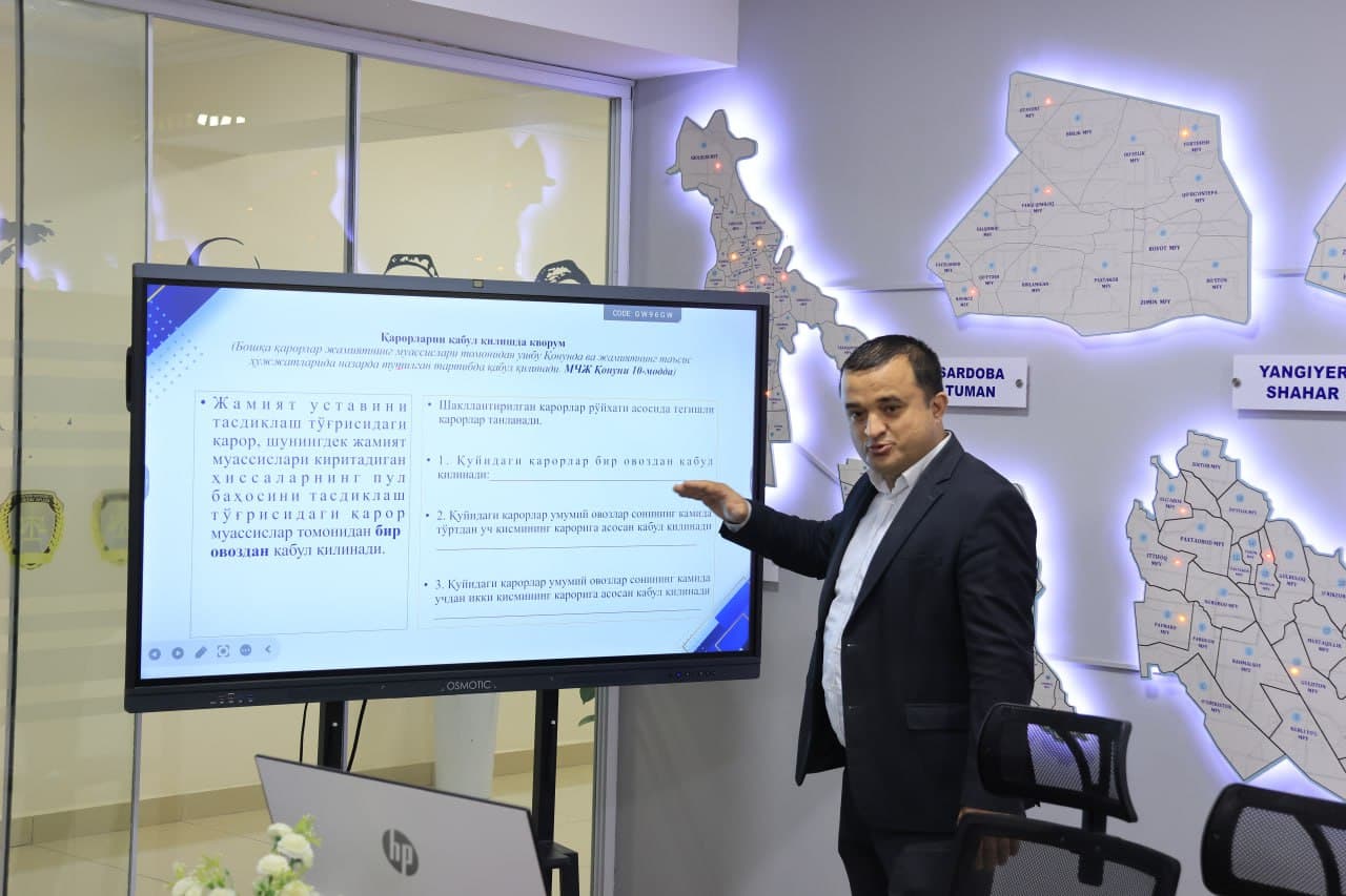 Министр юстиции Акбар Ташкулов совершил очередную рабочую поездку в Сырдарьинскую область.