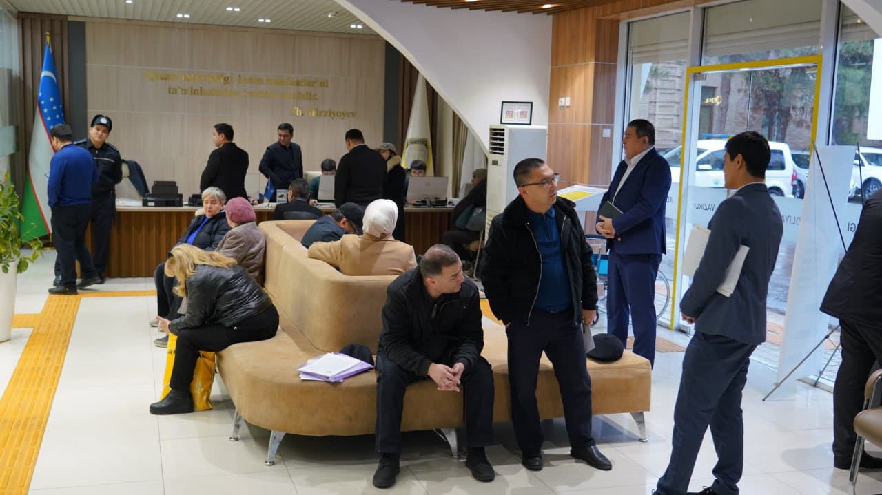 Adliya vaziri vazirlik binosida navbatdagi qabulini o'tkazdi