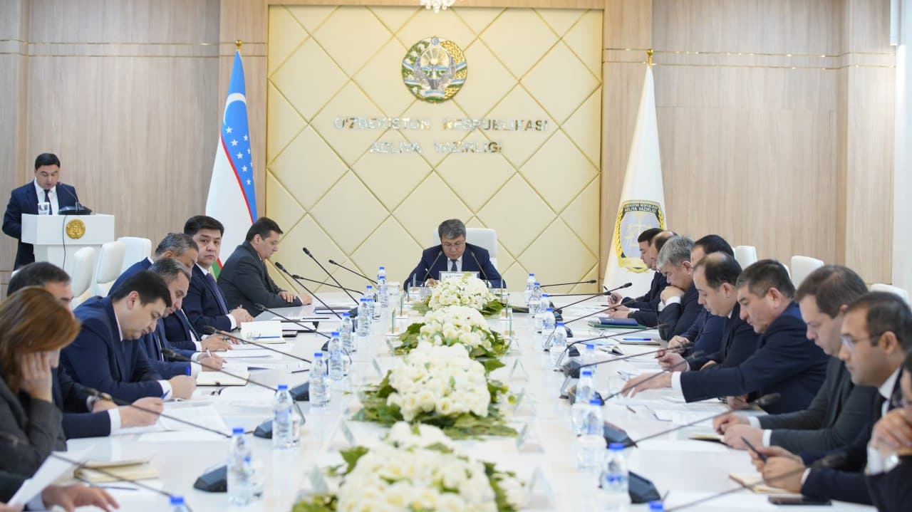 Adliya vazirligining navbatdagi kengaytirilgan hay'at majlisi bo‘lib o‘tdi.
