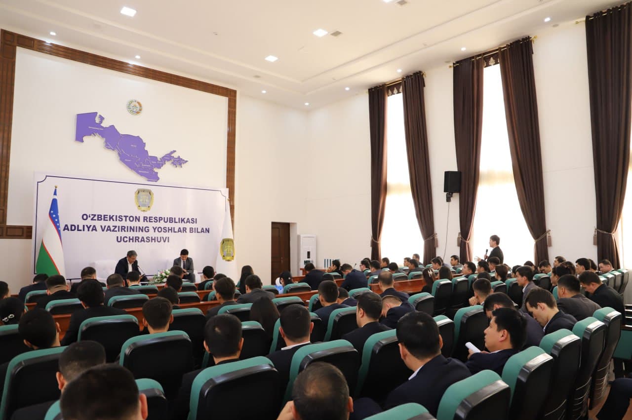 "Вазир ва ёшлар" учрашуви