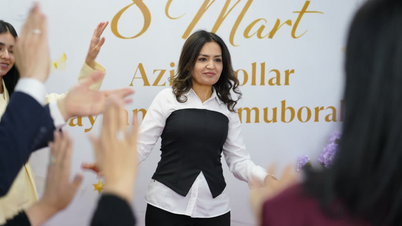 Adliya vazirligida ayollarga hurmat va ehtirom ko'rsatildi